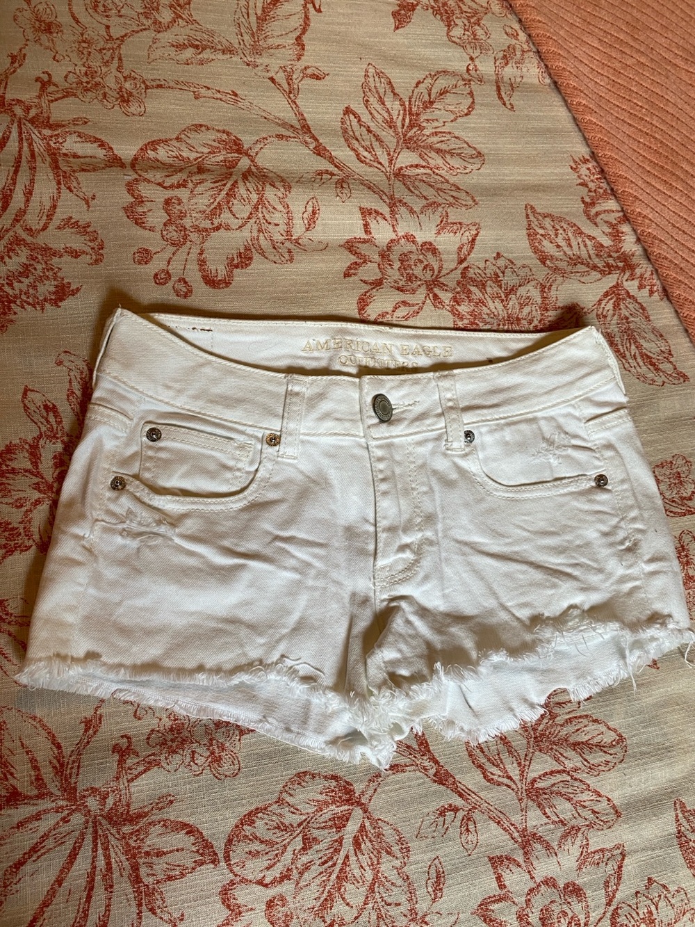American Eagle Outfitters White Frayed Hem Denim Shorts